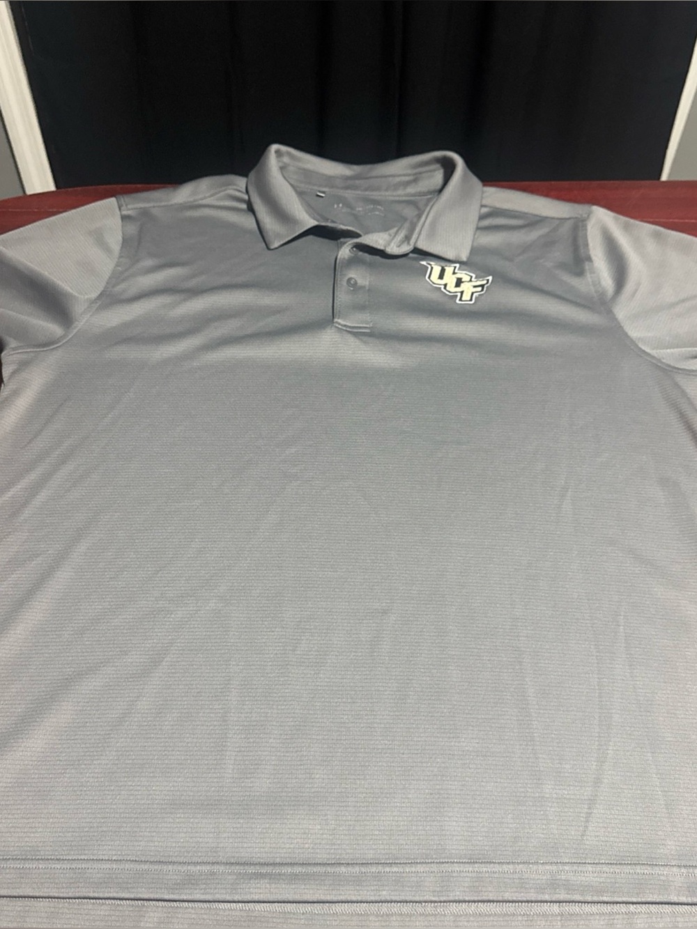 UCF Knights Under Armour Gray Polo Embroidered Logo Golf Shirt Mens Size 2 XL